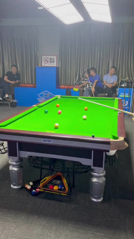 2点球的1 2点球的1