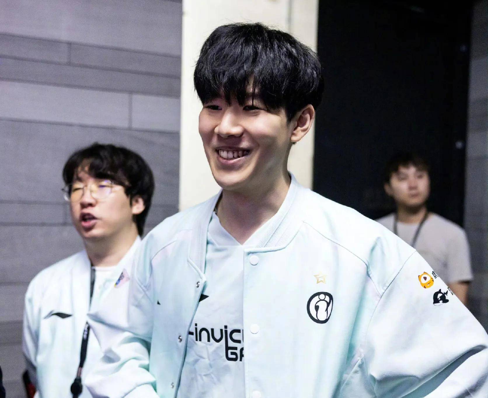 升的改动展 升的改动展